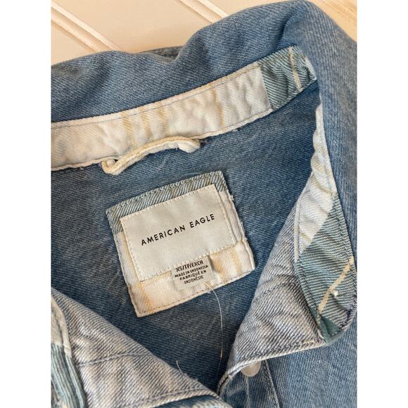 NWOT American Eagle Mix Denim Plaid Contrast Button Shirt Blue & Cream Size XS - Picture 8 of 9